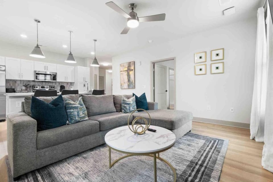 Stylish Living 5 Min From Downtown Apartment in Raleigh