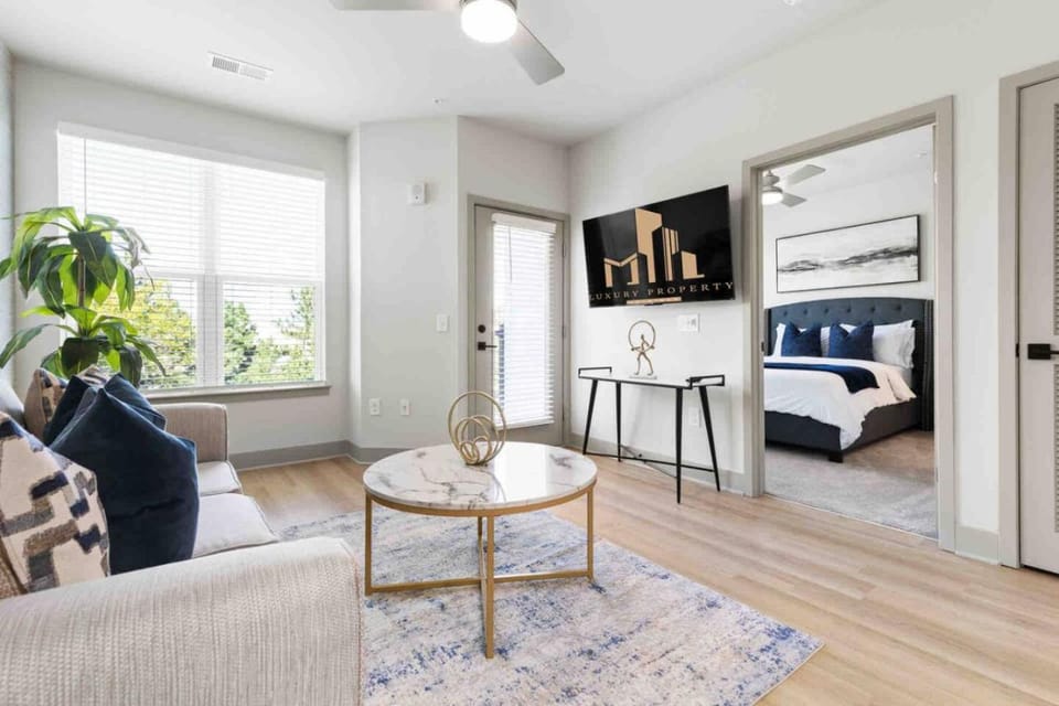 Opulent Living 5 Min From Downtown Apartment in Raleigh