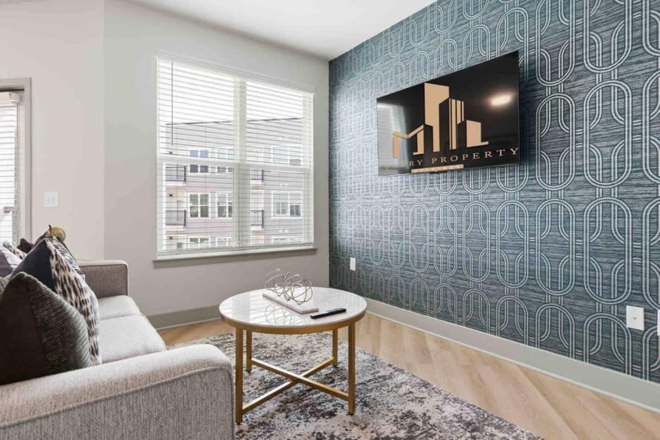 Exclusive Living 5 Min From Downtown Apartment in Raleigh