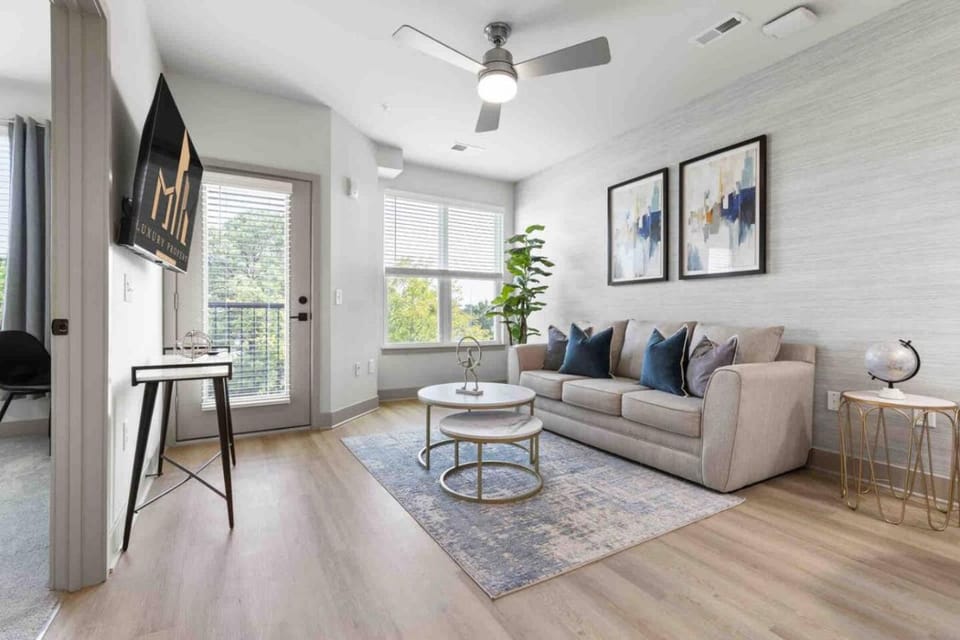 Serene Living 5 Min From Downtown Apartment in Raleigh