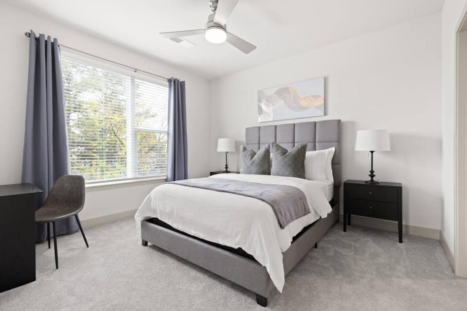 The Icon 5 Min From Downtown Apartment in Raleigh