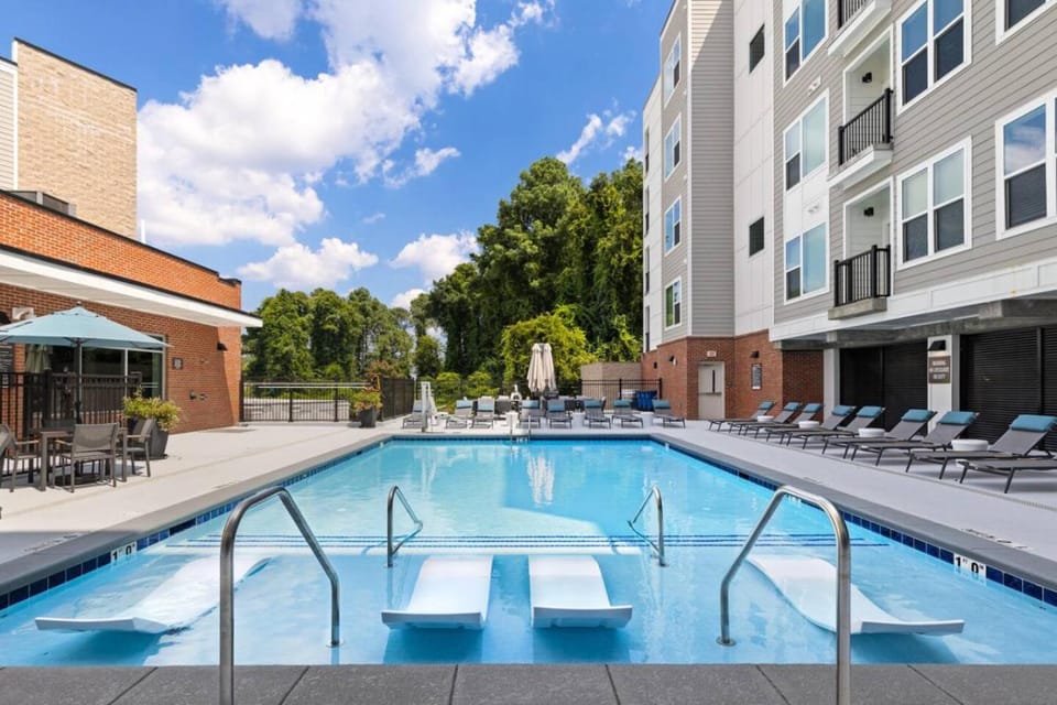 Epic Living 5 Min From Downtown Apartment in Raleigh