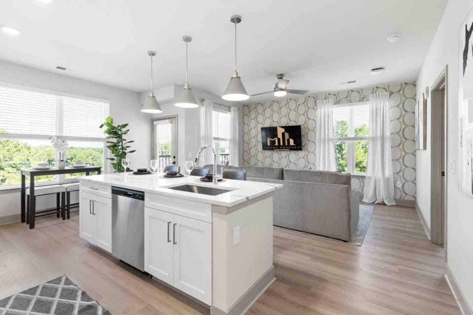 Serenity Living 5 Min From Downtown Apartment in Raleigh