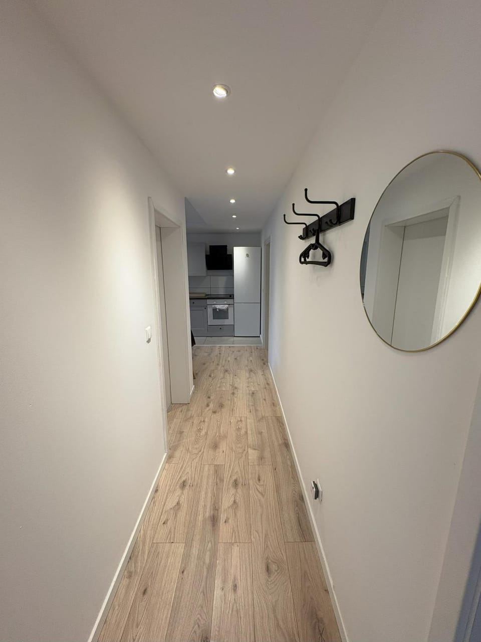 Modernes 2 Zimmer Souterrain Apartment - zentral - nahe Hamburg & Lübeck Apartment in Schleswig-Holstein