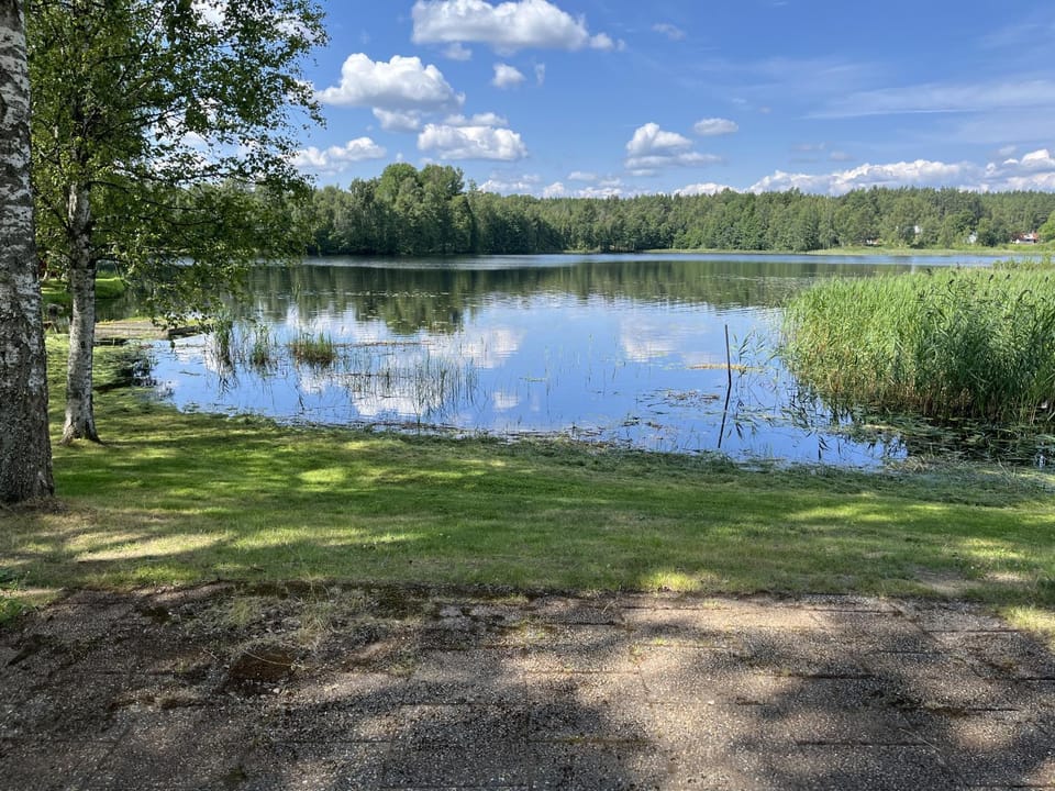 Spacious apartment with lake view only 15 minutes from Vimmerby Apartment in Kalmar County, Sweden
