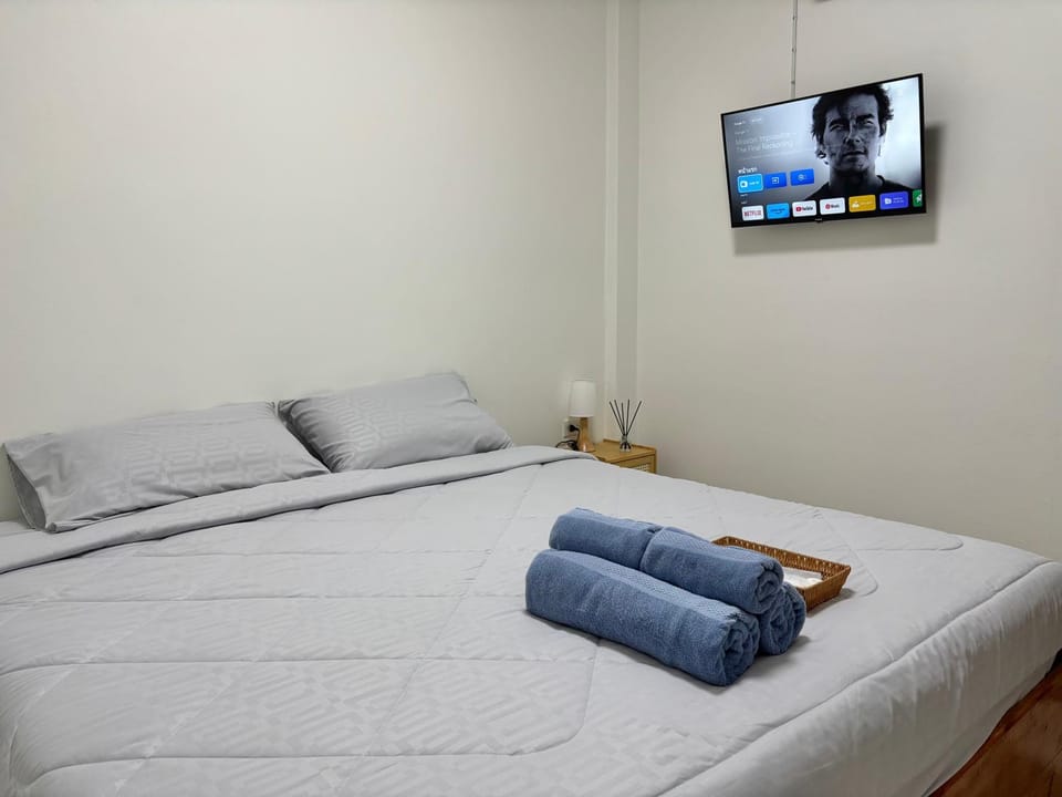 TV and multimedia, Bedroom, air conditioner
