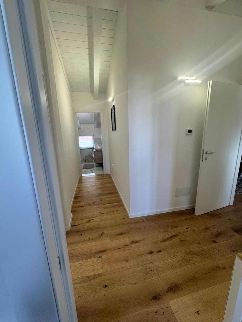 Apartment with Jacuzzi near Como Milano FREE PARKING Apartment in Lombardy