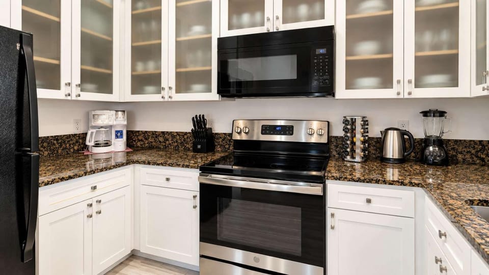 Oceanfront 3 Bed 3 Bath luxury Cinnamon Beach Condo Apartment in Palm Coast