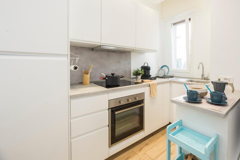 Kitchen or kitchenette, stove