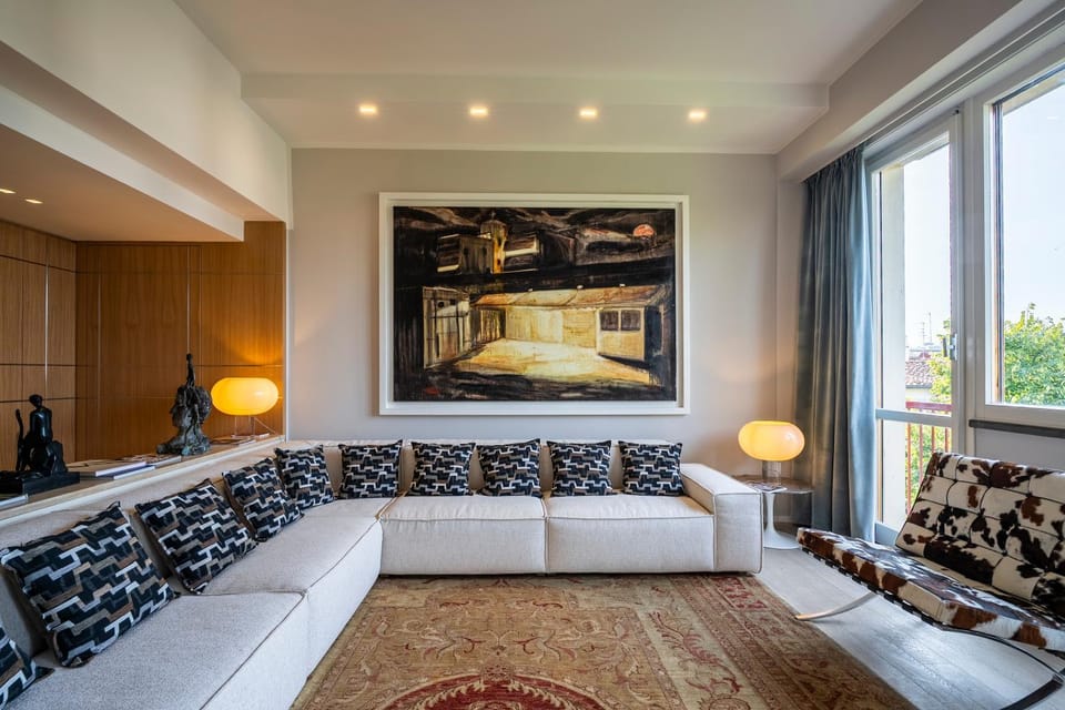 Living room, Seating area