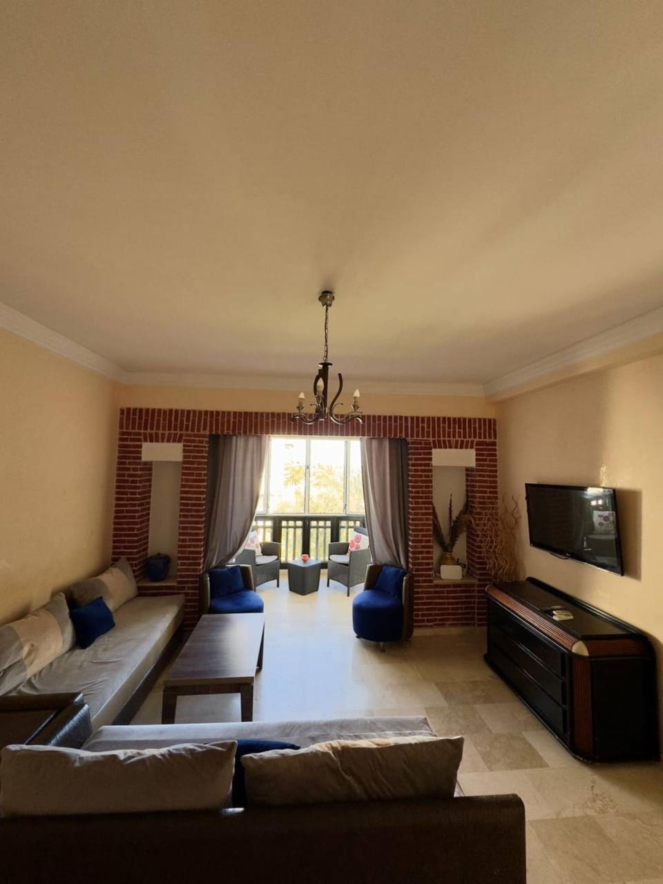 Communal lounge/ TV room, TV and multimedia, Living room