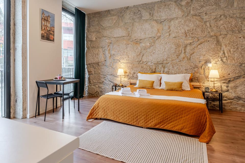 DesKanzo Guest House - Raúl Doria Apartment hotel in Porto