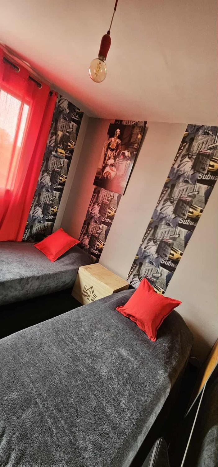 Bed, Bedroom