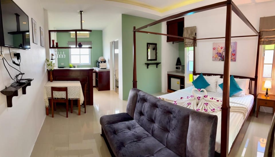 Lanta Just Come Resort Hotel in Sala Dan