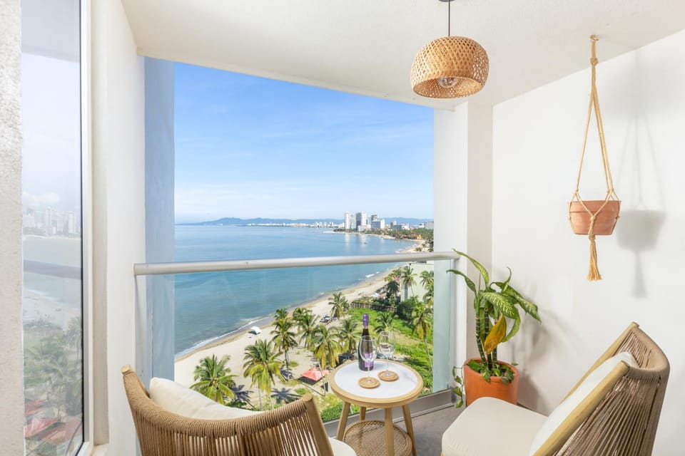 Patio, Day, Natural landscape, View (from property/room), Balcony/Terrace, Seating area, Sea view