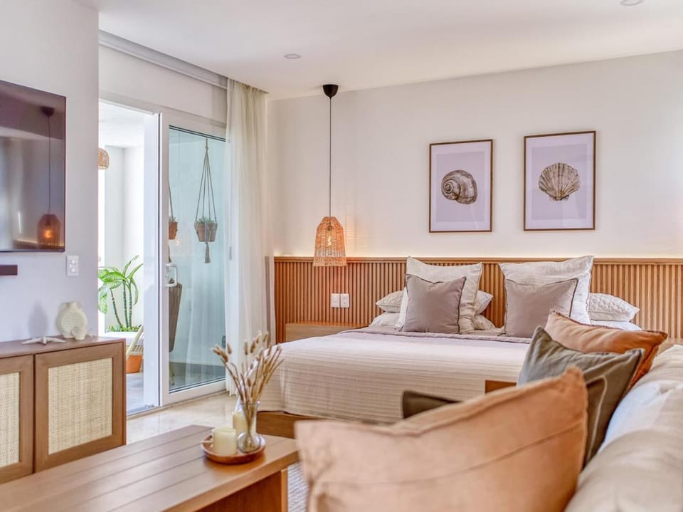 Moikkarentals Beachfront Studio Harbor171 PV Apartment in Puerto Vallarta