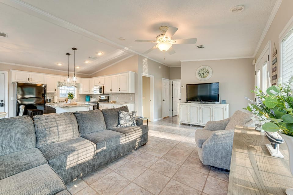 Breathtaking Lake Views and Sunsets on Badin Lake! House in Badin Lake