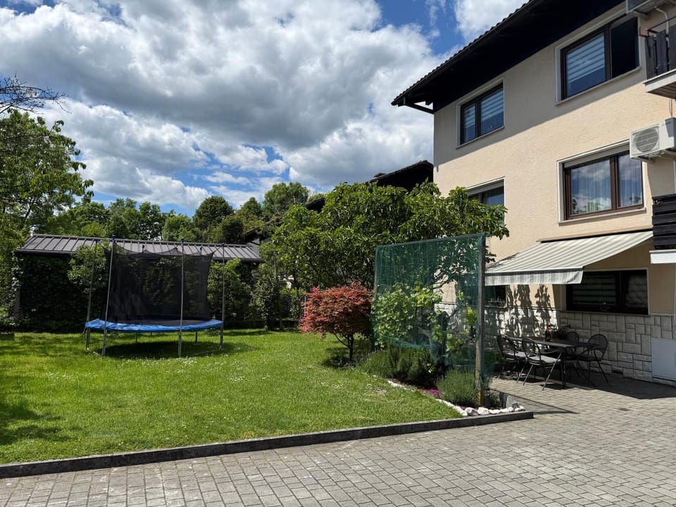 Patio, Garden view