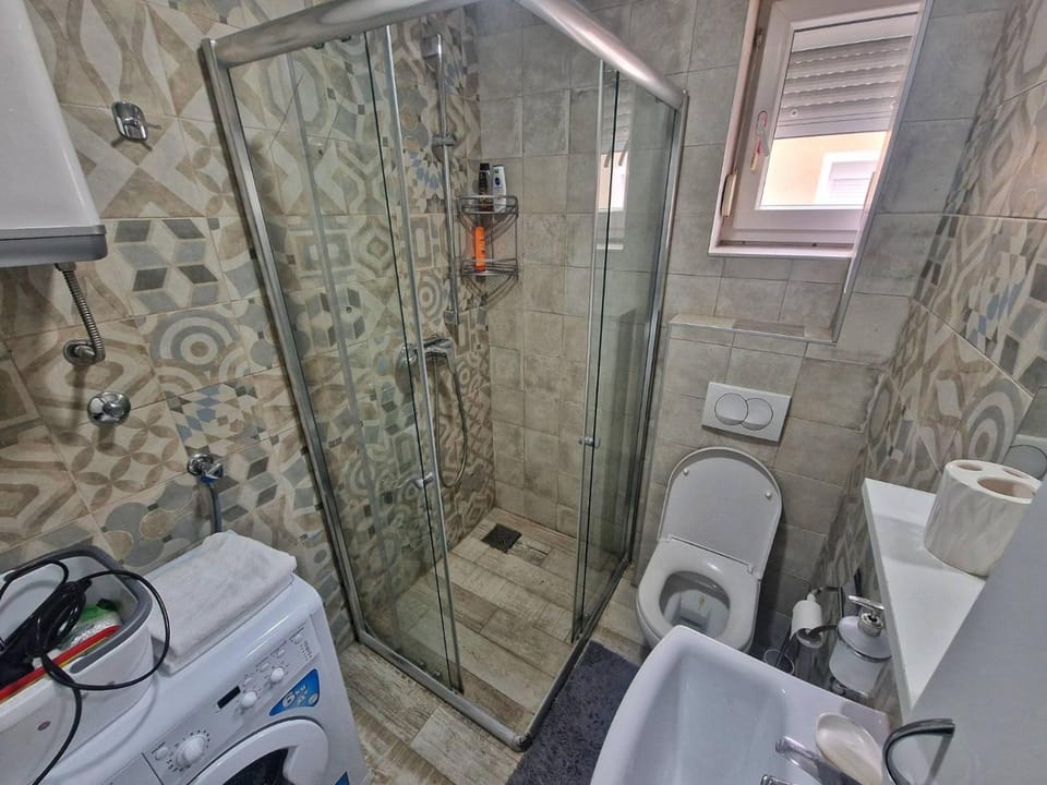 Shower, Toilet, Bathroom, bidet