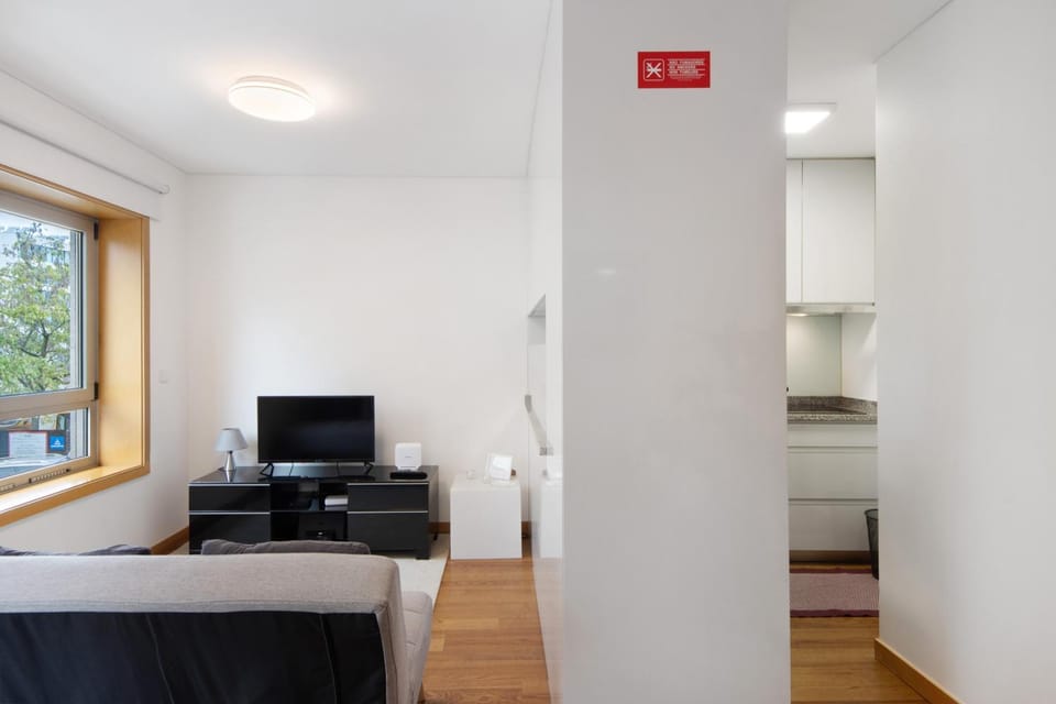Property building, Living room, Bedroom
