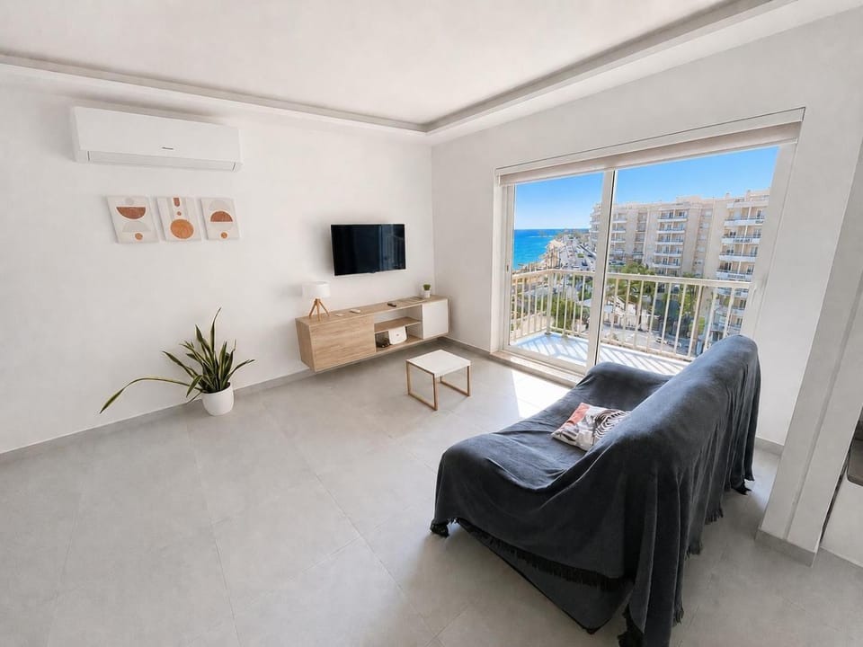 Brand New Seafront Apartment Apartment in Sliema