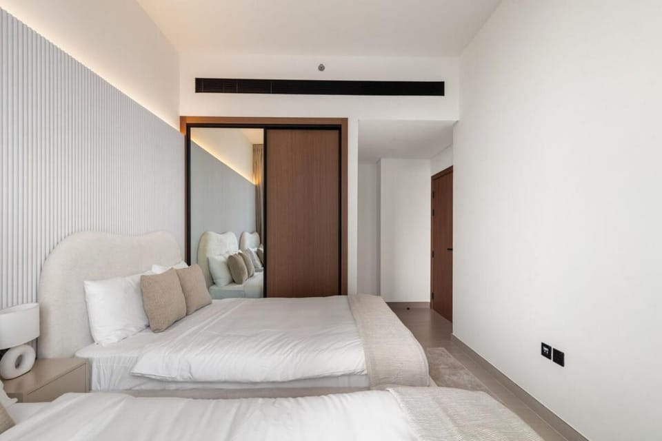 Private Pool Retreat Chic 2BR Sleeps 8 Apartment in Dubai