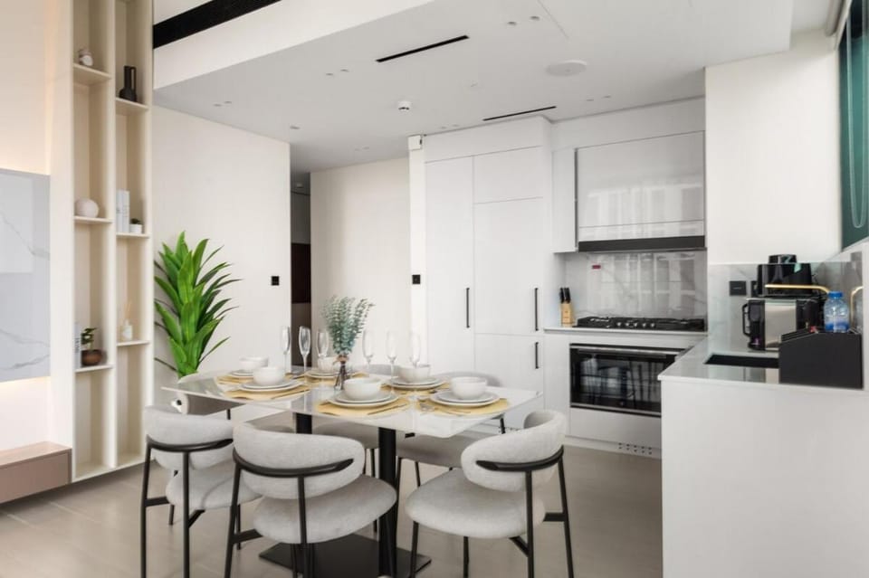 Private Pool Retreat Chic 2BR Sleeps 8 Apartment in Dubai