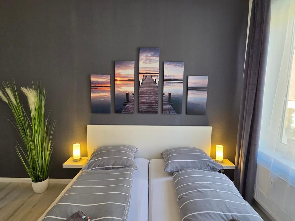 Seaside Dream White Line Apartment in Kiel