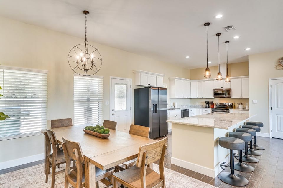 Golf, Shop & Explore: Home 5 Mi to Dtwn Midland! House in Midland