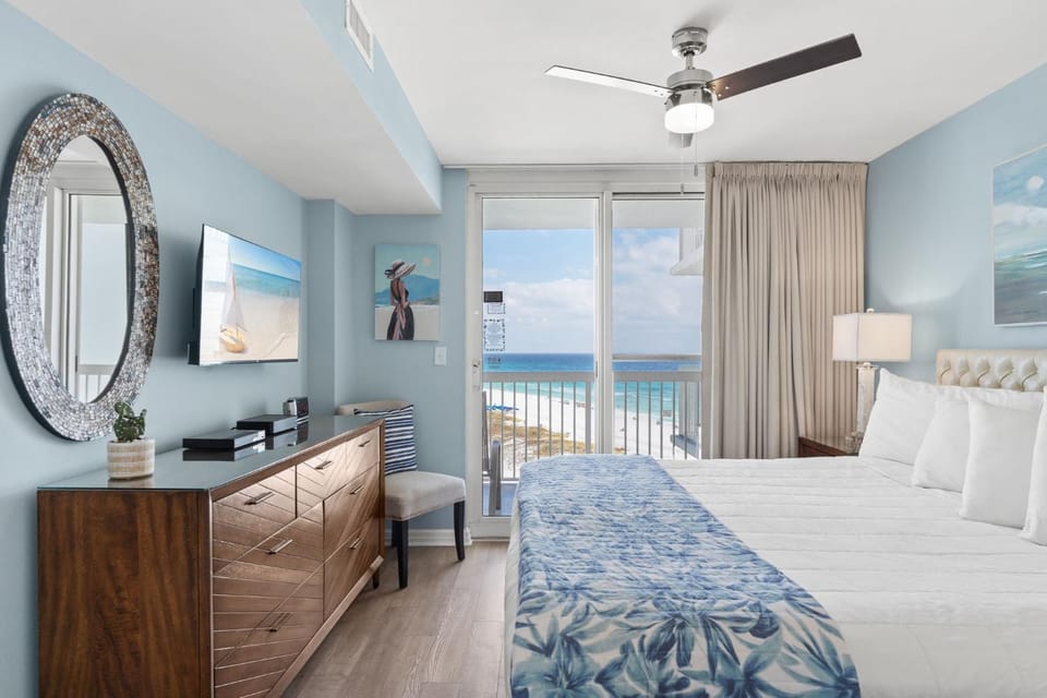 Pelican Beach Resort 0913 by Newman-Dailey Apartment in Destin