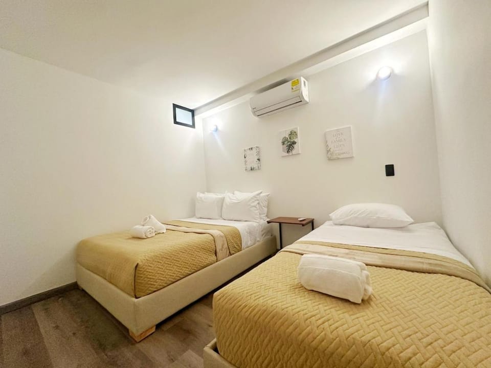 Apartamento moderno 2 habitaciones Hasta 6 huéspedes Cerca Laureles y Unicentro Medellín Apartment in Medellin