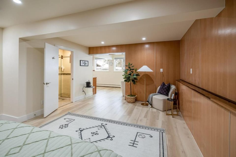 Garden Level Getaway Apartment in Anchorage