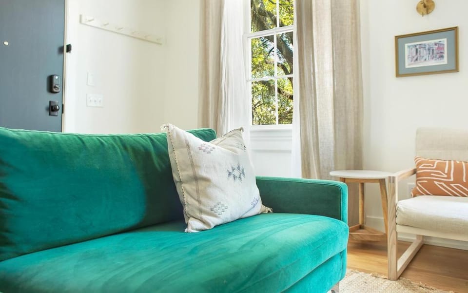 The Park House Parlor by Lucky Savannah Apartment in Savannah