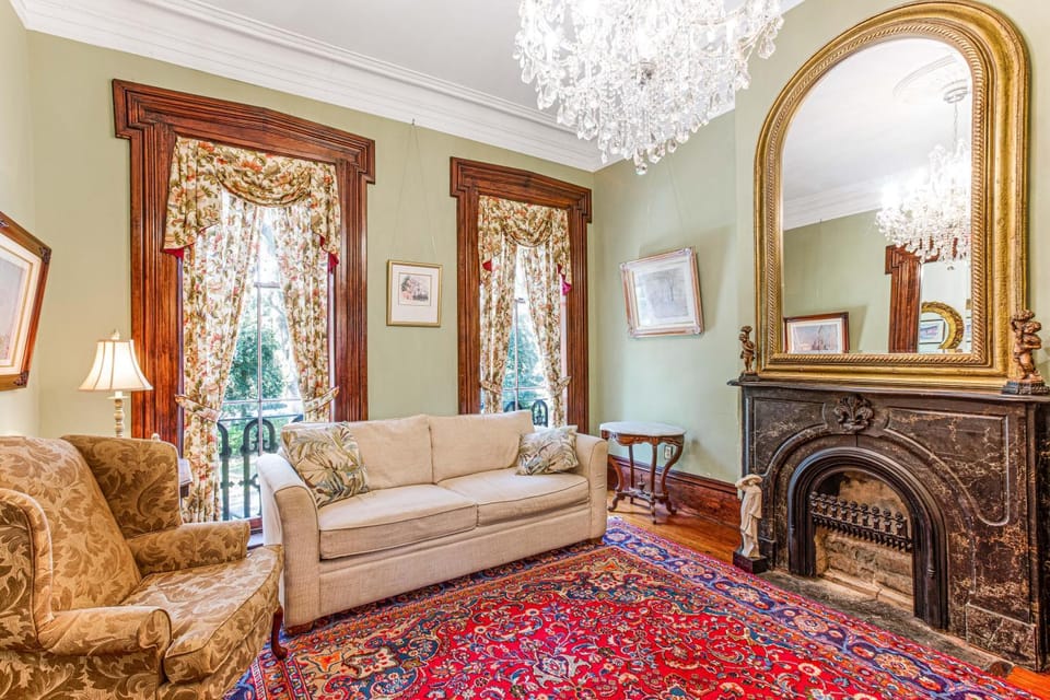 Rue Townhouse by Lucky Savannah House in Savannah