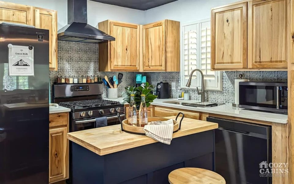 Yvonnies-Super Cool Convenient Comfy & Renovated Cabin Cabin in Ruidoso