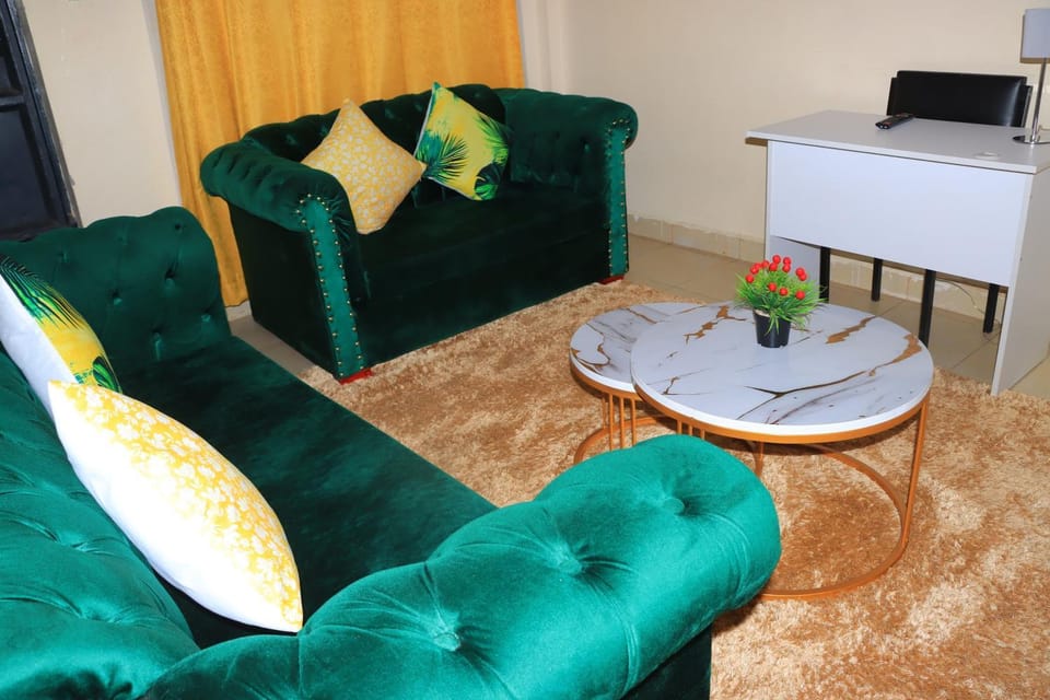 Blissful one bedroom in Ruiru Bed and Breakfast in Kenya