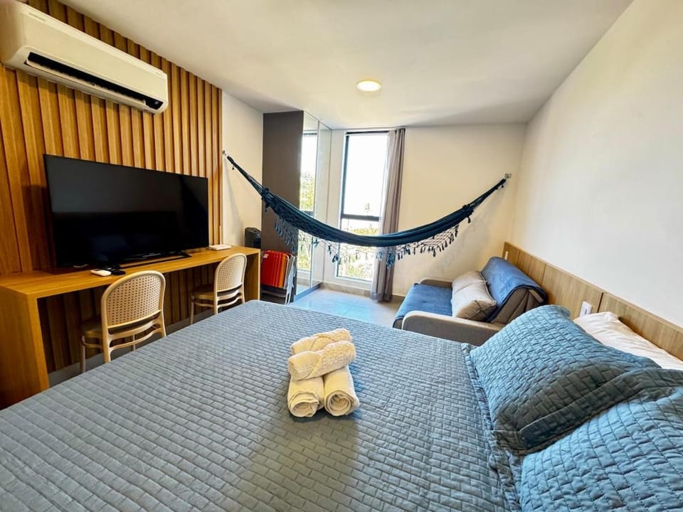 Bed, Photo of the whole room, Bedroom, air conditioner