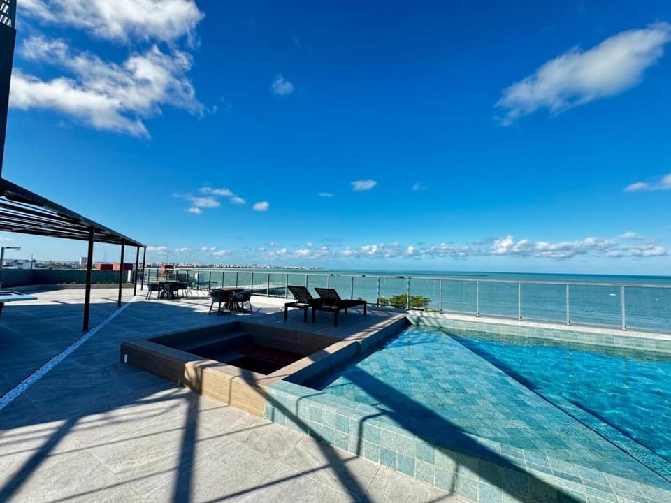 Day, Natural landscape, View (from property/room), Balcony/Terrace, Pool view, Sea view, Swimming pool, sunbed