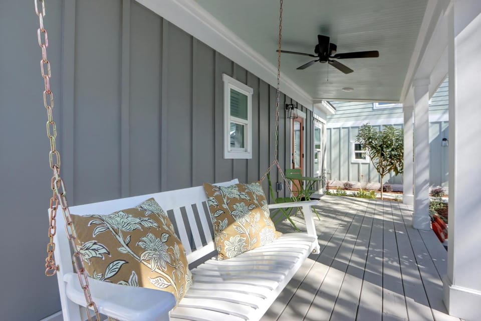 Village on The Bluff: Marsh Hen Den by Lucky Savannah House in Savannah