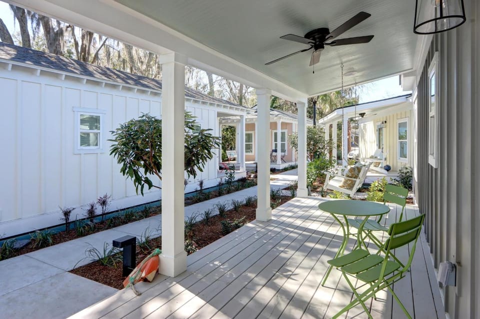 Village on The Bluff: Marsh Hen Den by Lucky Savannah House in Savannah