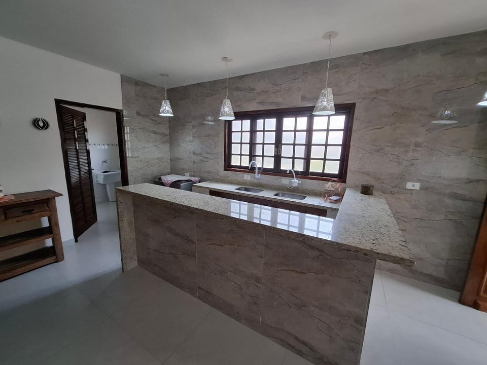 Chácara em Condomínio com 05 dormitórios LT0049 House in State of São Paulo