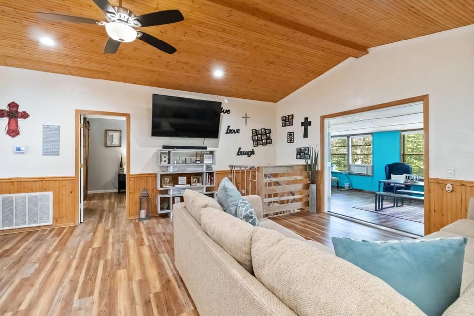 War Eagle Getaway House in Arkansas