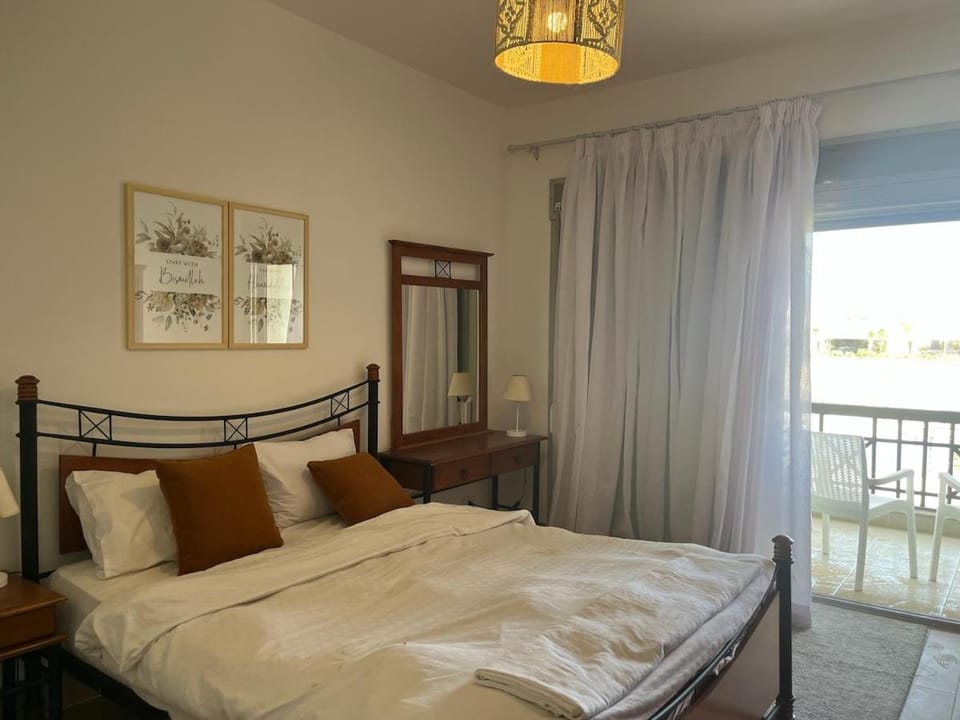 1BDR chalet on direct swimming pool Einbay Apartment in Egypt