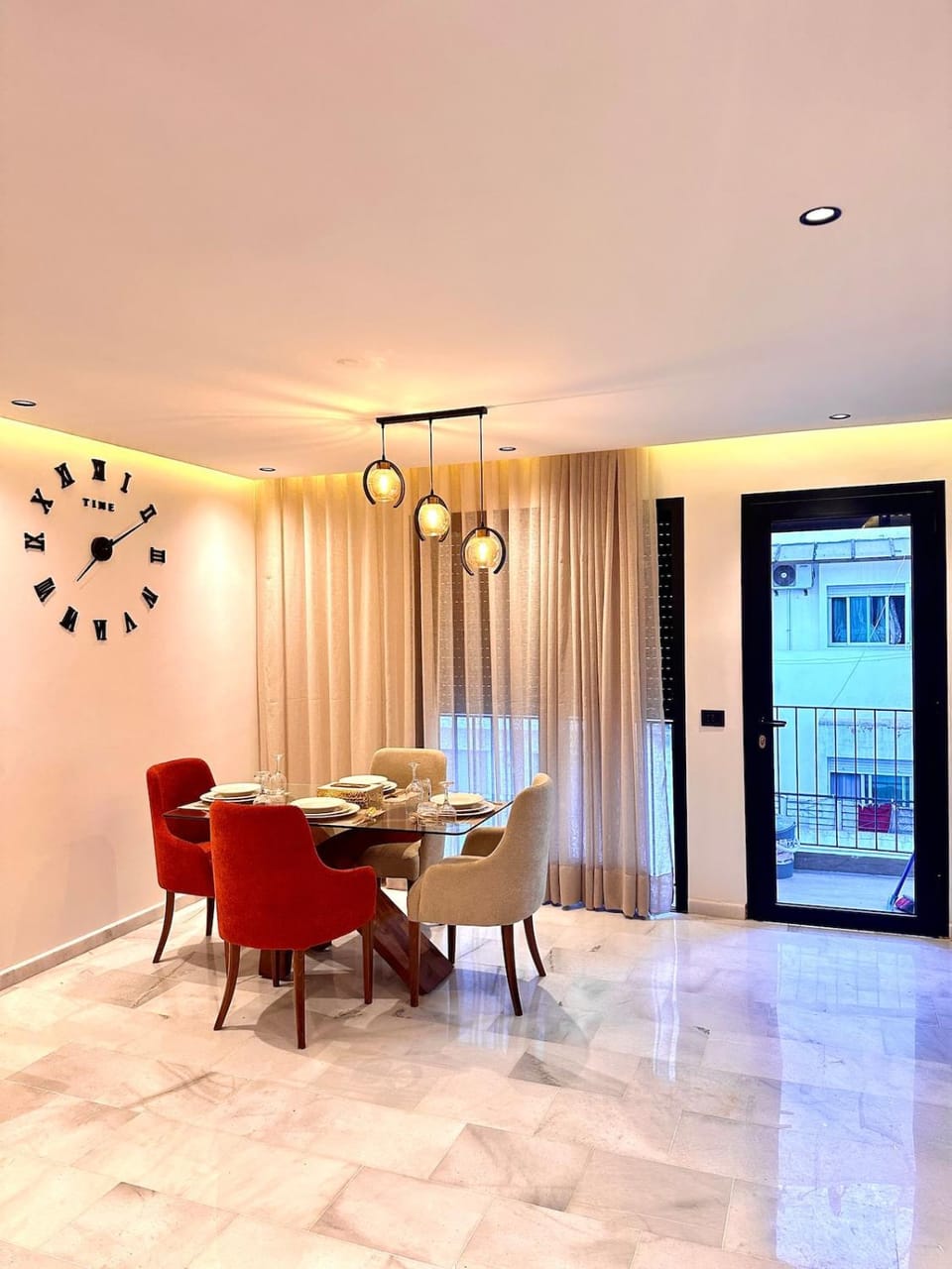 Living room, Dining area
