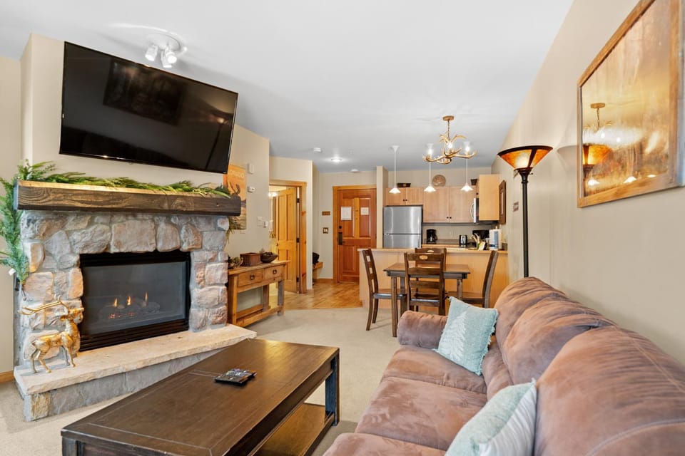 Buffalo Lodge #8361 Apartment in Keystone