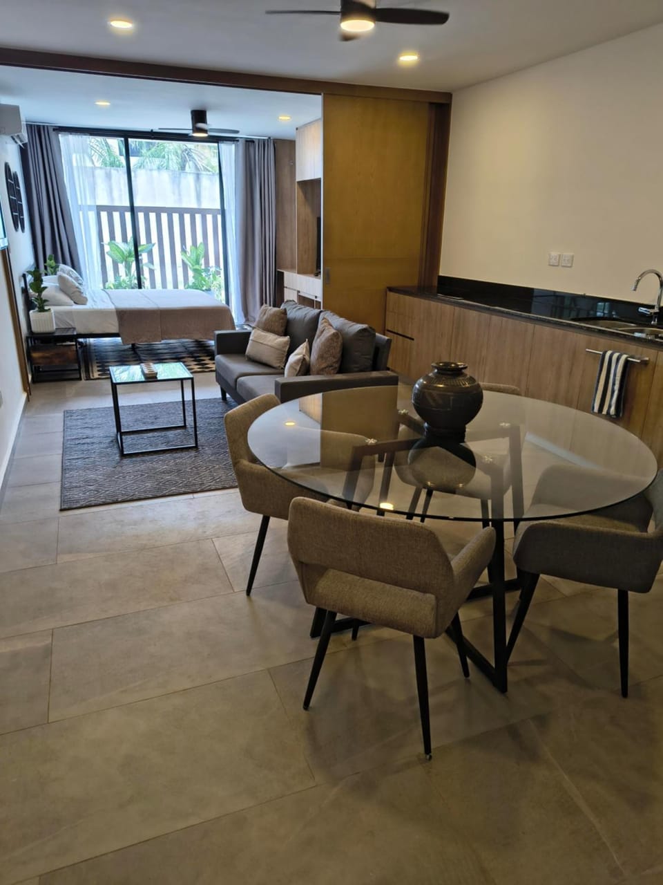 Living room, Seating area, Dining area