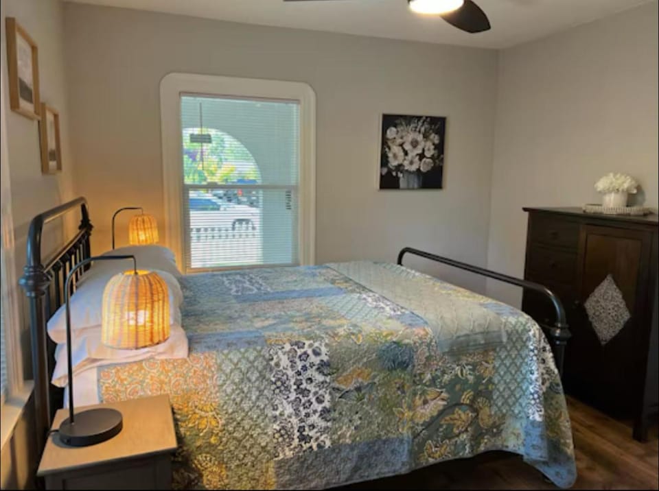 The Bonifacio Suite Apartment in Concord