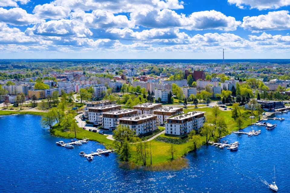 Nearby landmark, Bird's eye view, City view