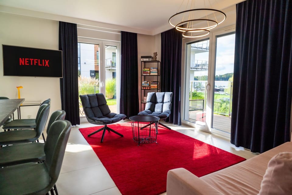 TV and multimedia, Living room, pet friendly