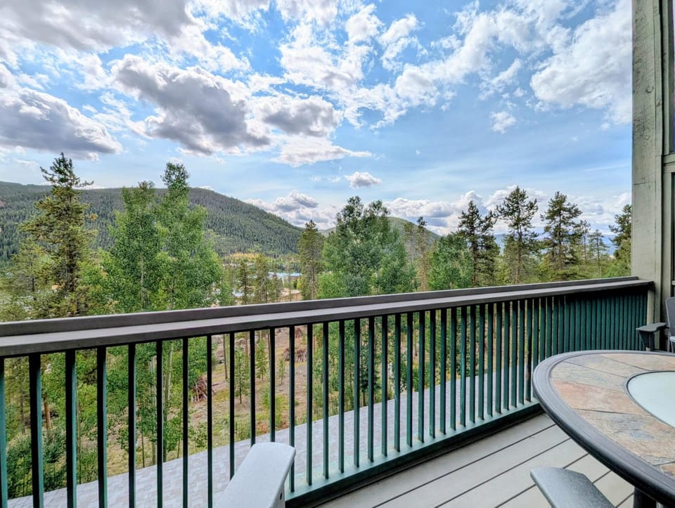 Saints John 2528 by SummitCove Lodging in Colorado House in Keystone